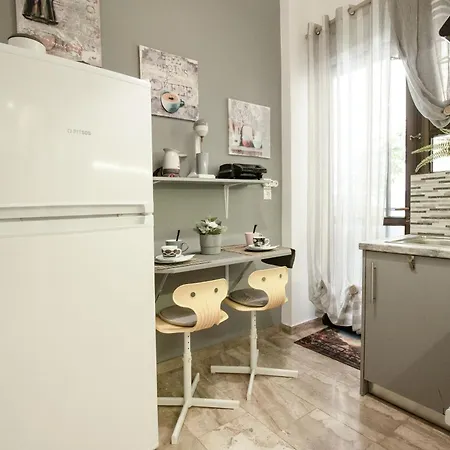 Golden Aurora - Modern Apartment In Egaleo-Athens-3
